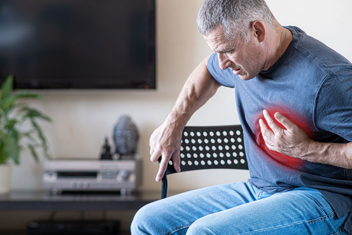 Chest Pain Causes, Symptoms, and Treatment